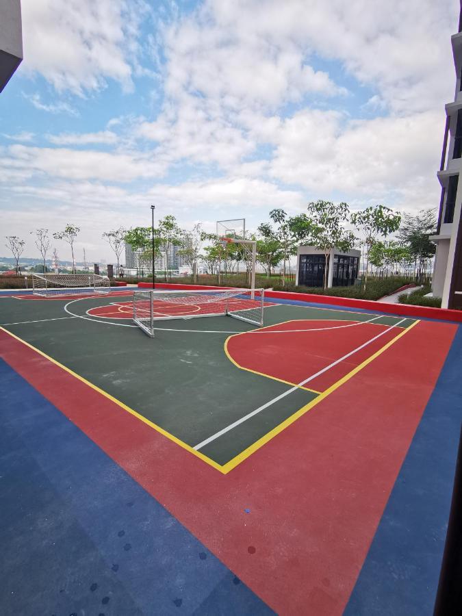 Astetica Residences 200Mbps Wifi Netflix Seri Kembangan Exterior photo