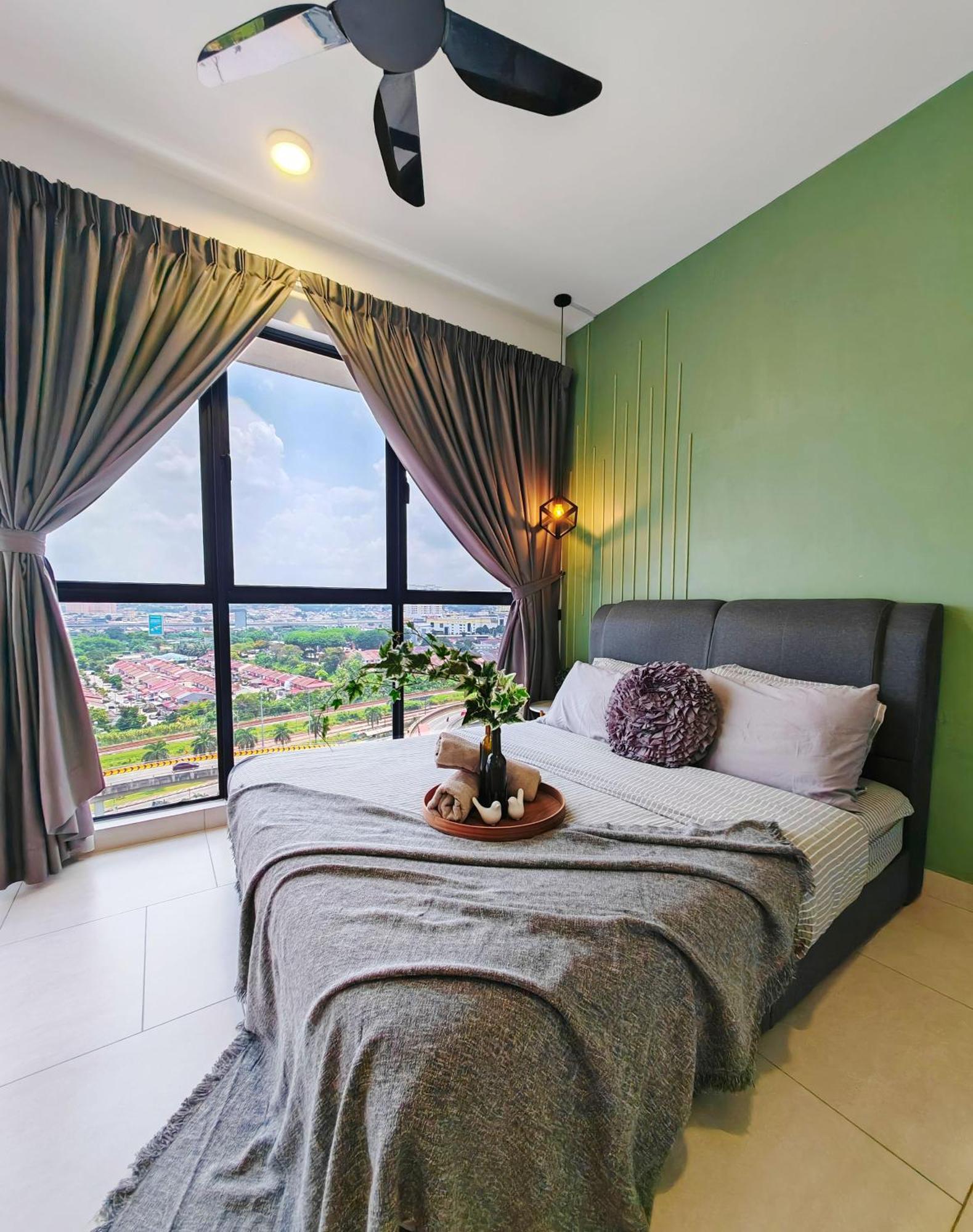Astetica Residences 200Mbps Wifi Netflix Seri Kembangan Exterior photo