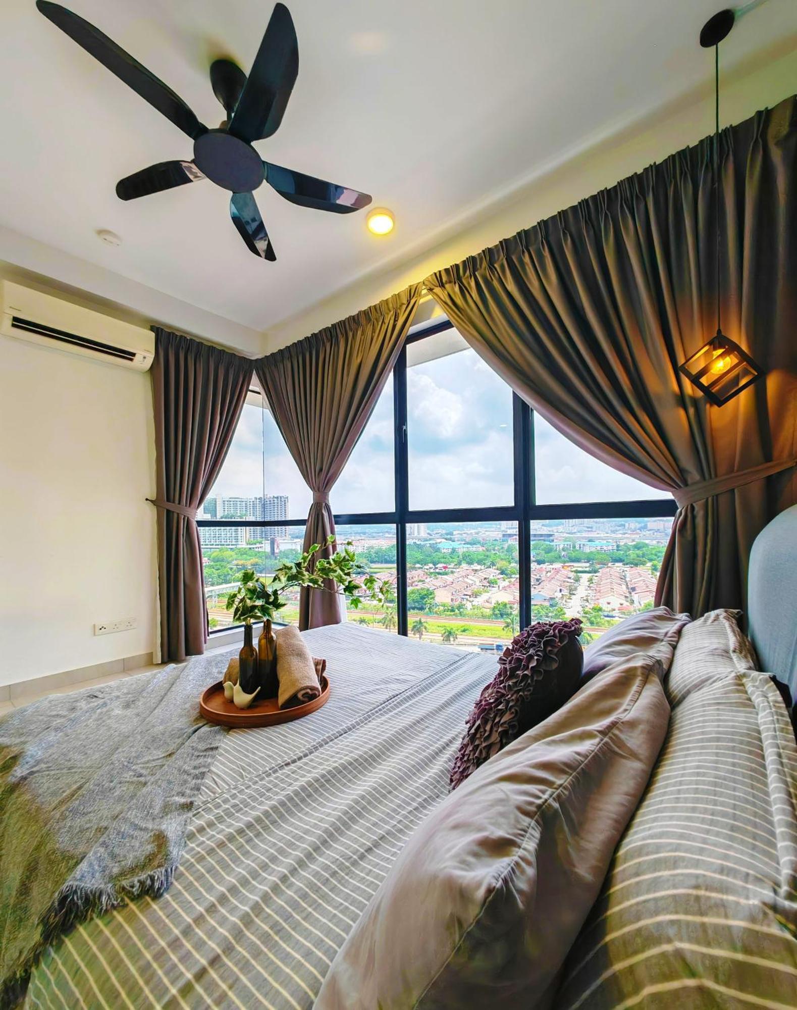 Astetica Residences 200Mbps Wifi Netflix Seri Kembangan Exterior photo